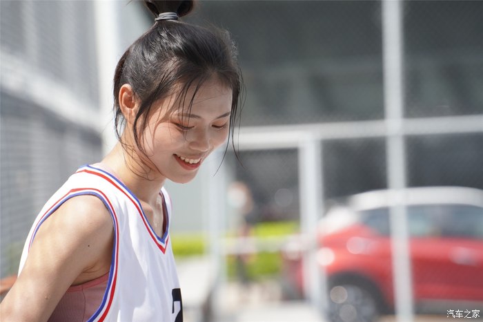 青春劲行时丨翻滚吧，向日葵女孩！